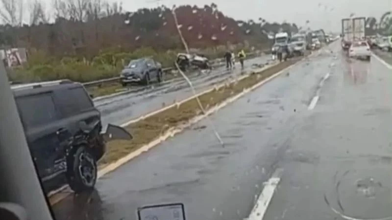Cuatro personas fallecieron en choque múltiple sobre la ruta nacional N° 12