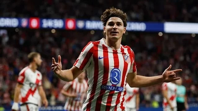 ¿Cómo? El insólito error del presidente de Atlético Madrid al hablar de Julián Álvarez