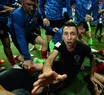 La divertida secuencia del fotógrafo "atropellado" en el gol de Croacia