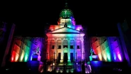 Matrimonio igualitario: el Congreso se ilumina 
