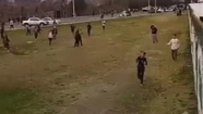 El partido entre Luján y Alem terminó en escándalo por graves incidentes.