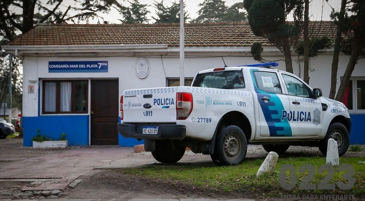 Entradera en El Grosellar: banda asaltó a matrimonio y escapó por el patio trasero