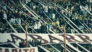 Violento enfrentamiento entre facciones de la barra de Lanús dejó un hincha muerto
