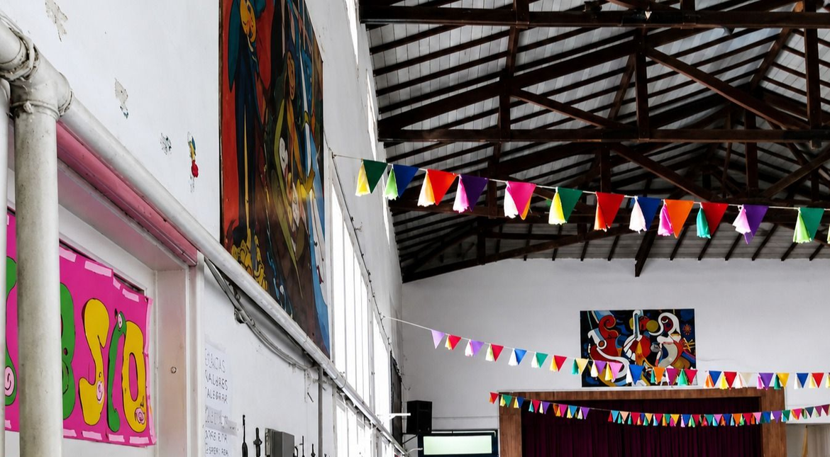 Las cooperadoras no pueden juntar dinero por la crisis y hacen ferias para mantener las escuelas: cómo colaborar con la causa