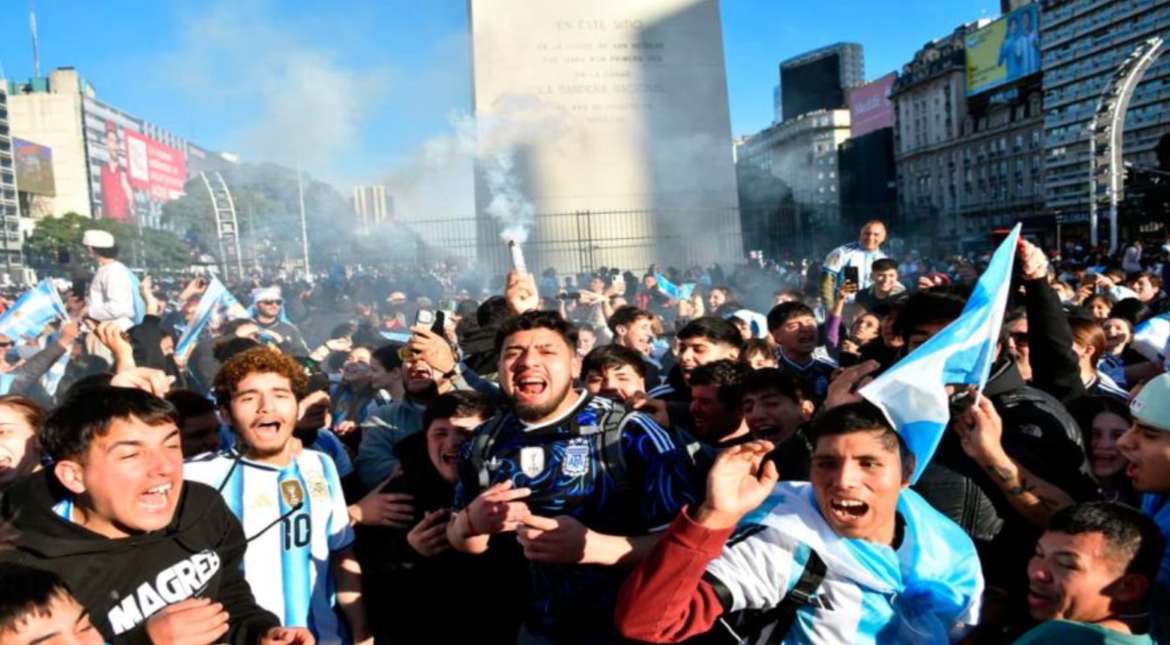 Argentina pasó a cuartos: así se celebró el triunfo ante Egipto en todo el país
