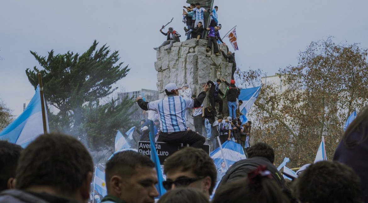 Encontraron al joven que había desaparecido durante los festejos en el Monumento