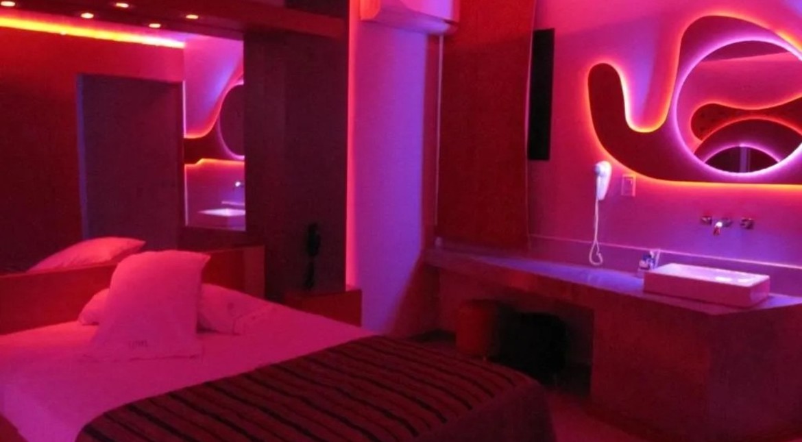 Misterio y conmoción: una joven terminó internada tras pasar la noche en un hotel alojamiento