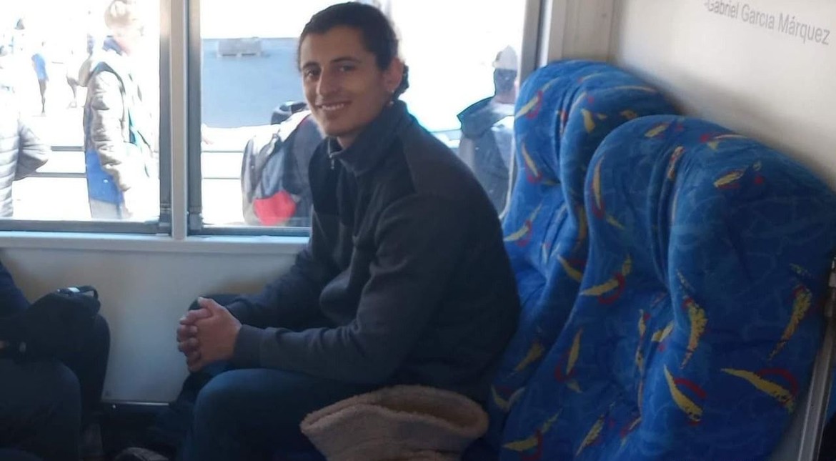 Hallaron la mochila de Gerónimo, el joven de 22 años buscado desde la madrugada, en la zona de los acantilados