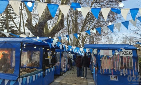 La Feria Sociocultural Mitre se prepara para las vacaciones: artesanías, música en vivo y una campaña solidaria