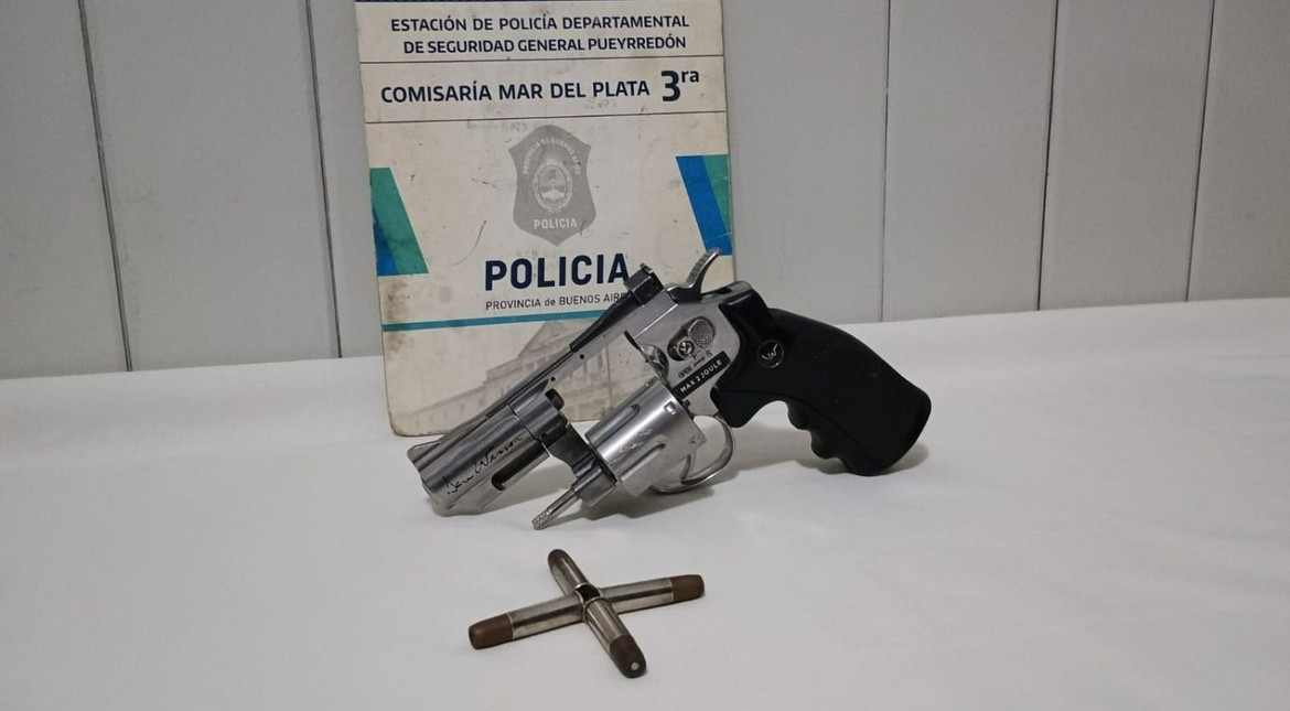 Atrapan a “motochorro” que quiso robar con una réplica de arma de fuego