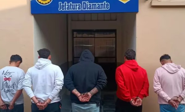 Conmoción: detuvieron a un famoso exfutbolista acusado de asesinar a puñaladas a un hombre