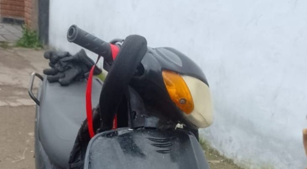 Le robaron la moto mientras cuidaba a su mamá en el Hospital