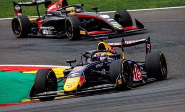 Mattia Colnaghi rozó el podio en Spa y consiguió el mejor resultado de su carrera en la Fórmula 3