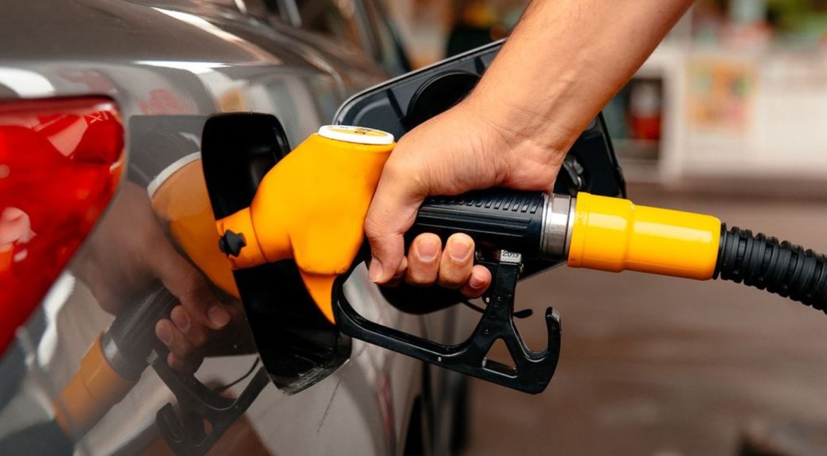 Ahorro en nafta y gasoil: lanzaron imperdibles descuentos del 30% y reintegros para julio