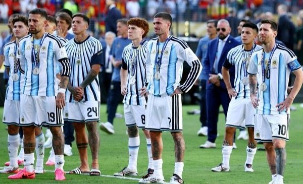 Con grupo reducido, la Selección vuelve al país: a qué hora y dónde recibirlos