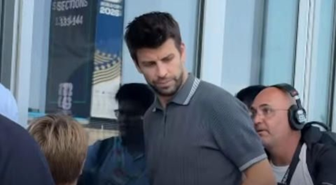 Video: Piqué fue a ver al final del Mundial y así reaccionó cuando apareció Shakira en el escenario