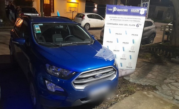 Vigilaban un auto robado y detuvieron al adolescente que se lo quiso llevar
