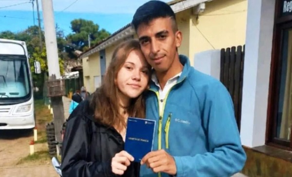 Misterio por la desaparición de una pareja que dejó a su hijo de 2 años con su abuela