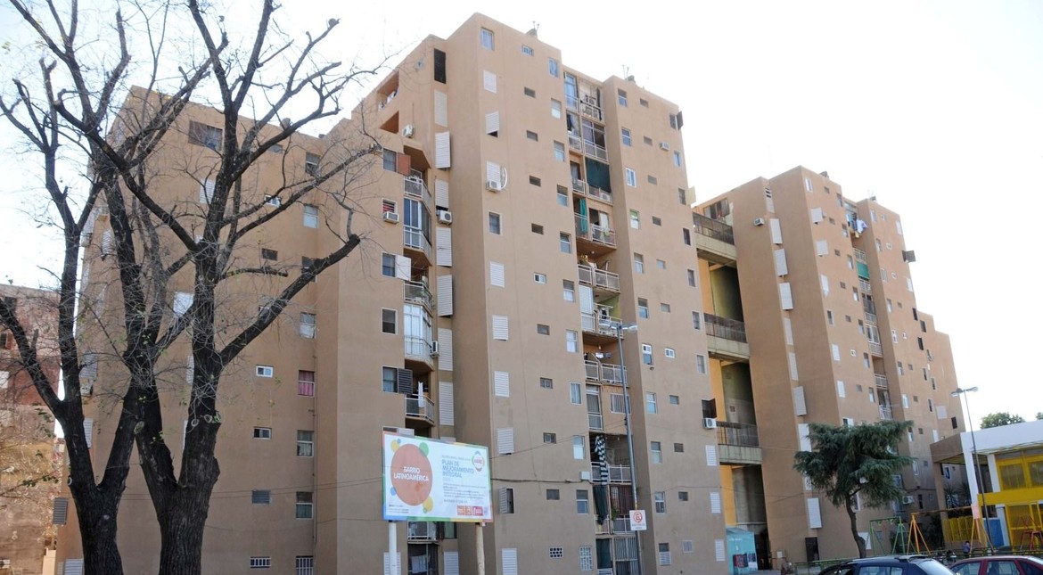 Indignación: asesinó a un caniche tras arrojarlo desde un sexto piso