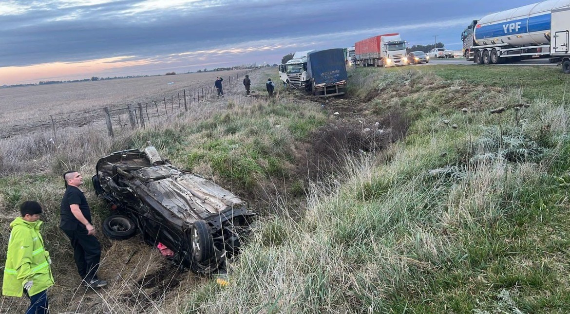 Murió la periodista Elena Gómez tras un choque con camión en la Ruta Nacional 3