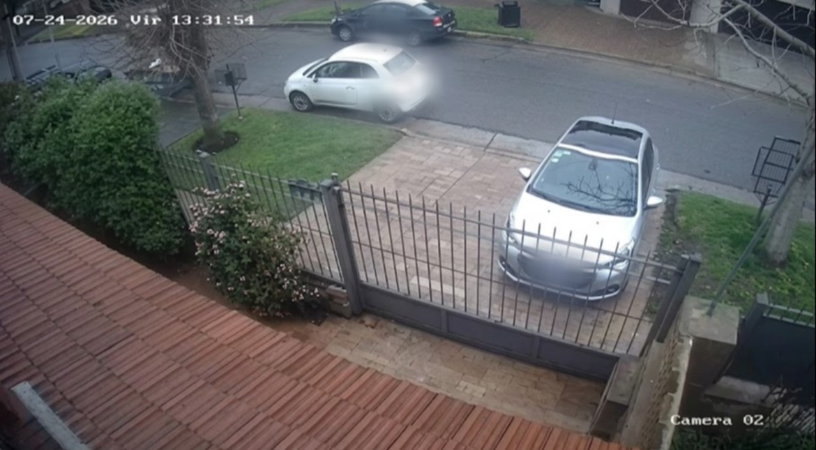 Escrachan a cuatro motochorros en un intento de robo en San Carlos: "Llevan buen rato buscando víctimas"
