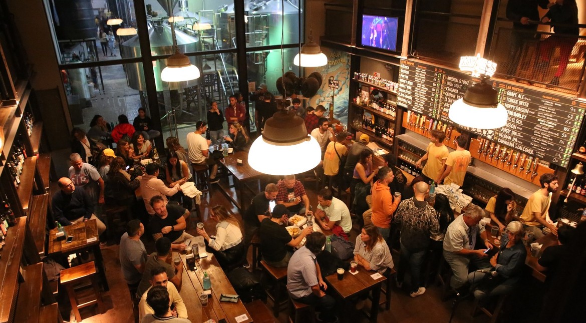 Vivir cerca de polos gastronómicos: por qué los restaurantes también impulsan el valor de las propiedades