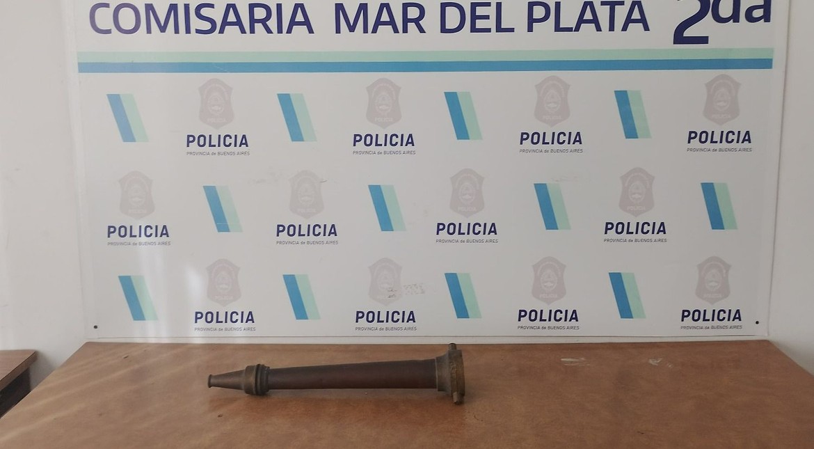 Robó un pico de bronce de una estación de servicio y terminó preso