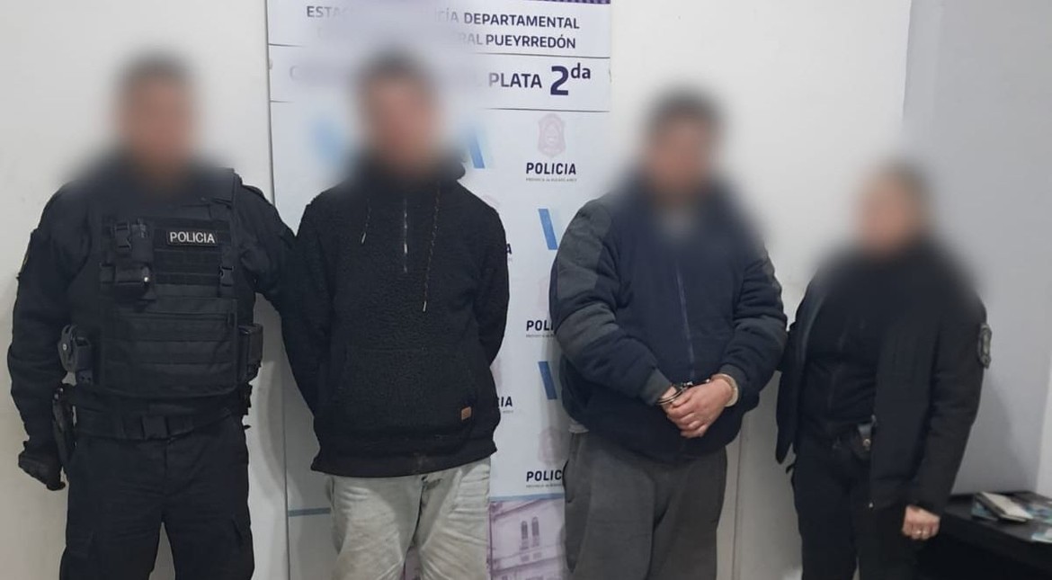 Iban en moto, chocaron y se pelearon con la policía