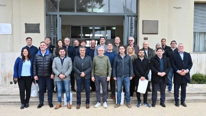 30 jefes comunales participaron de la nueva reunión del FRICDe.