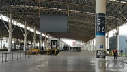 Disponen de servicios adicionales de trenes para pasajeros que no pudieron viajar por el paro