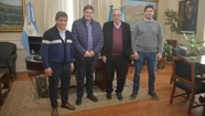 Intendentes insisten con reactivar el tren de cargas a Quequén
