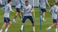 Kylian Mbappé sigue en conflicto con PSG y trabaja a contraturno