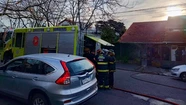 Incendio en un chalet de Lomas Stella Maris: hospitalizaron a una mujer y sus dos hijos Incendio en un chalet de Lomas Stella Maris: hospitalizaron a una mujer y sus dos hijos