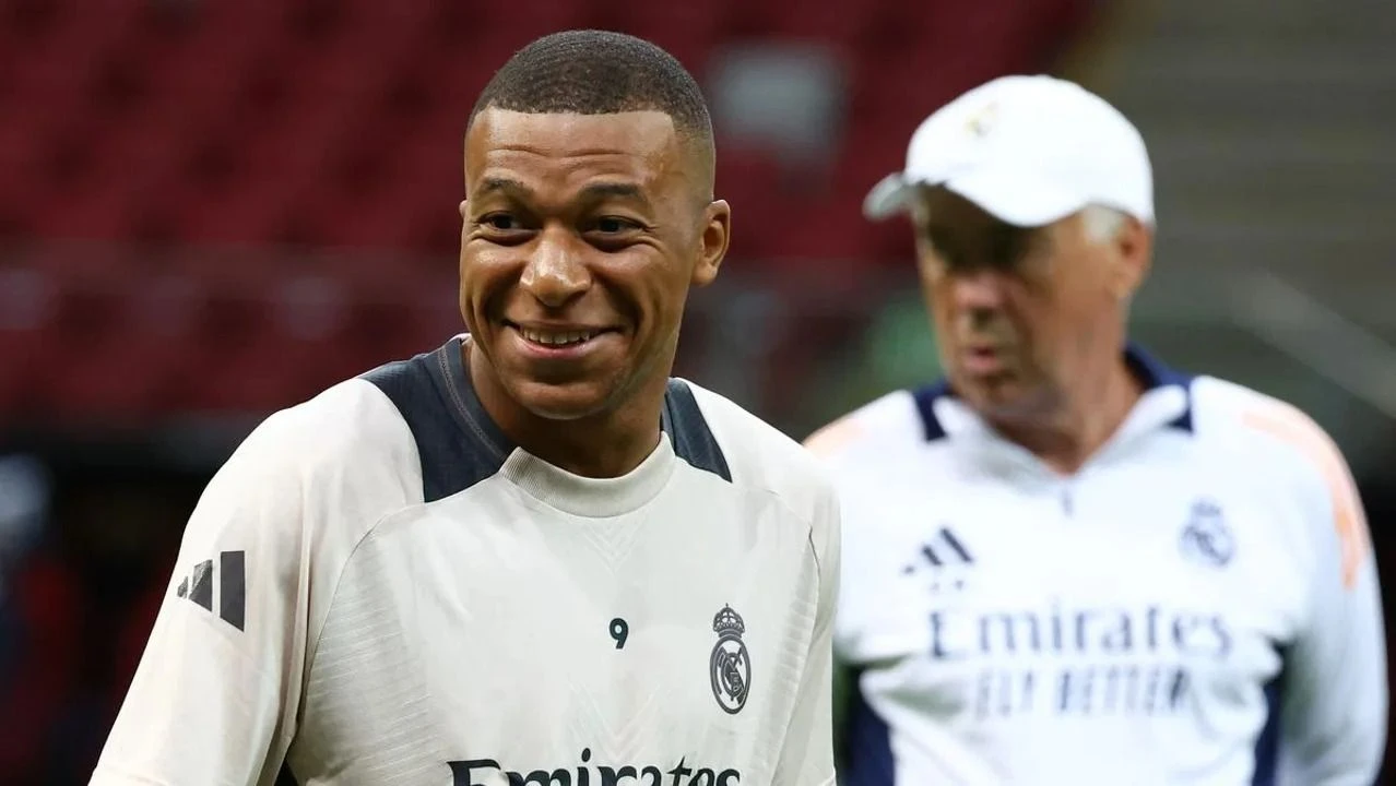Debut oficial para Mbappé en el Real Madrid en la final ante Atalanta