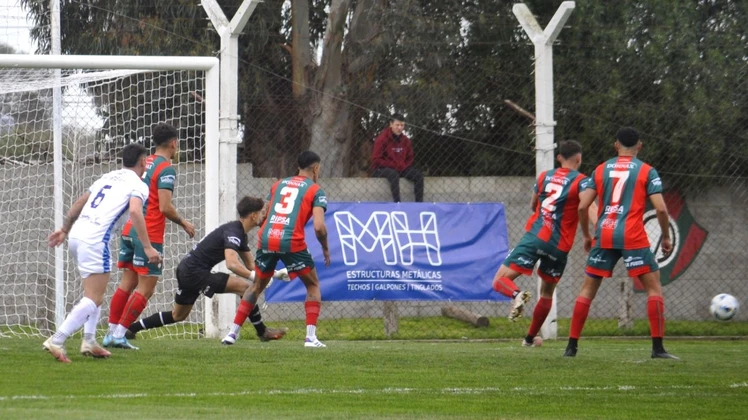 Círculo fue de mayor a menor y cayó ante Deportivo Rincón