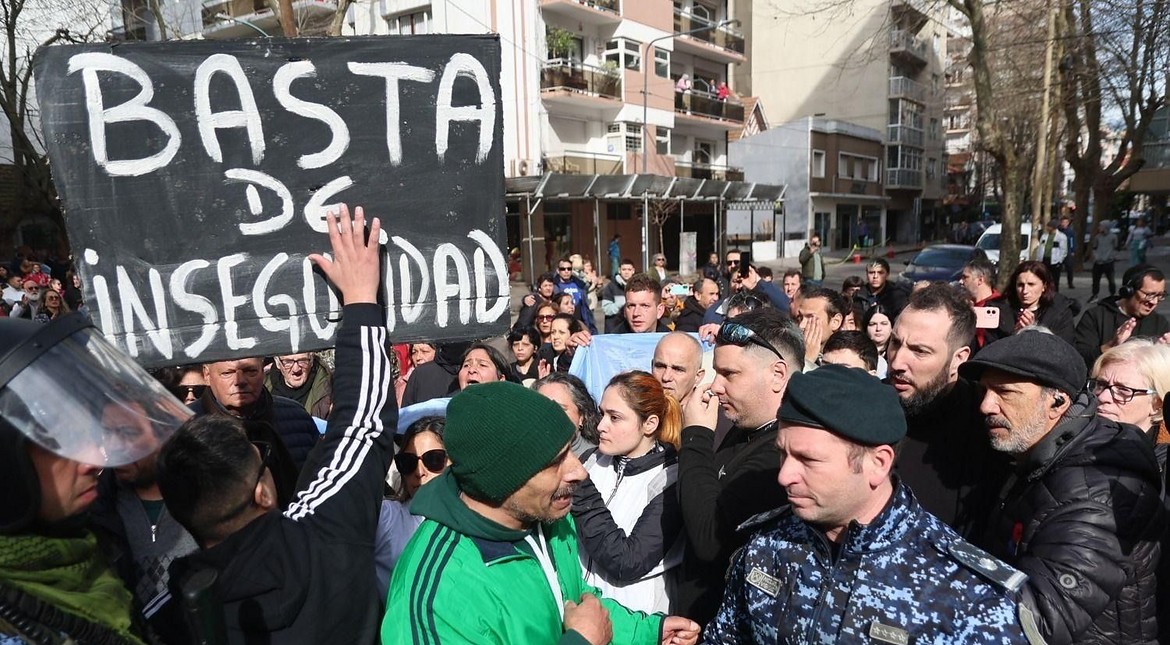 La seguridad es la principal preocupación de los marplatenses y tres de cada cuatro viven sin margen económico