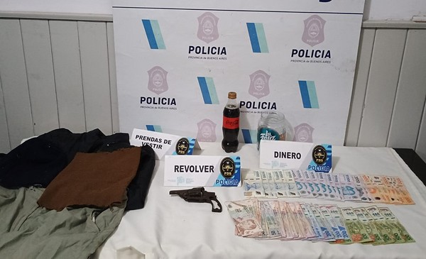 Entró armado a una rotisería y robó la propina y una gaseosa