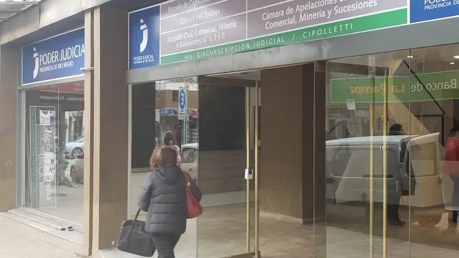 Intervino para defender a una mujer violentada pero lo condenaron por $3 millones