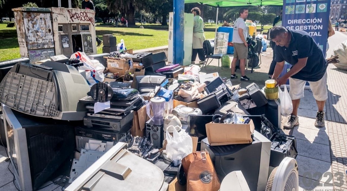 El Punto Verde llega a una de las plazas de la costa: se pueden llevar desechos electrónicos, residuos de la bolsa verde y más