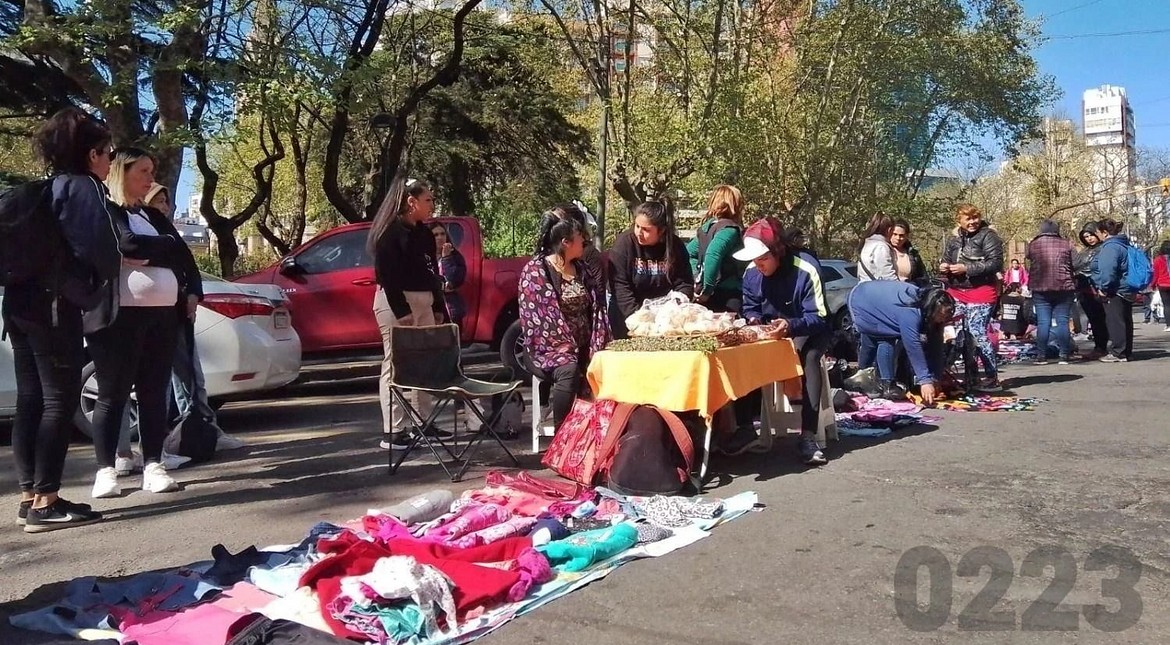 Vuelve el trueque: una sociedad de fomento organizó un intercambio vecinal