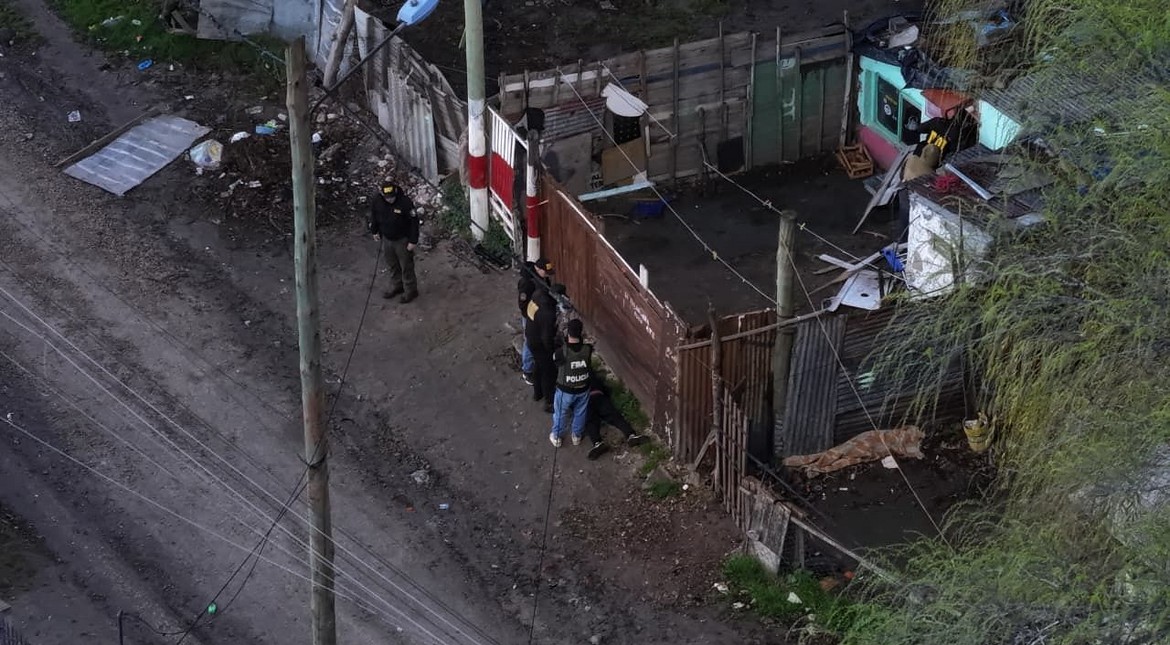 Allanamientos en Villa Palangana por el crimen del chofer de Uber