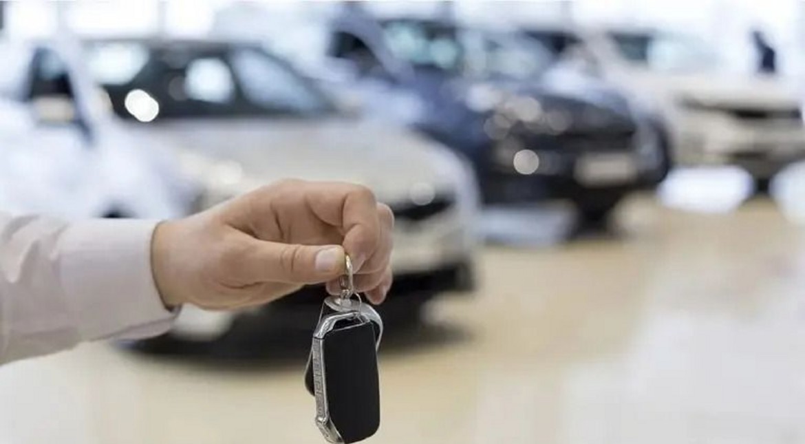 Compró una camioneta 0km, estuvo 3 meses en el taller y recibirá una indemnización millonaria