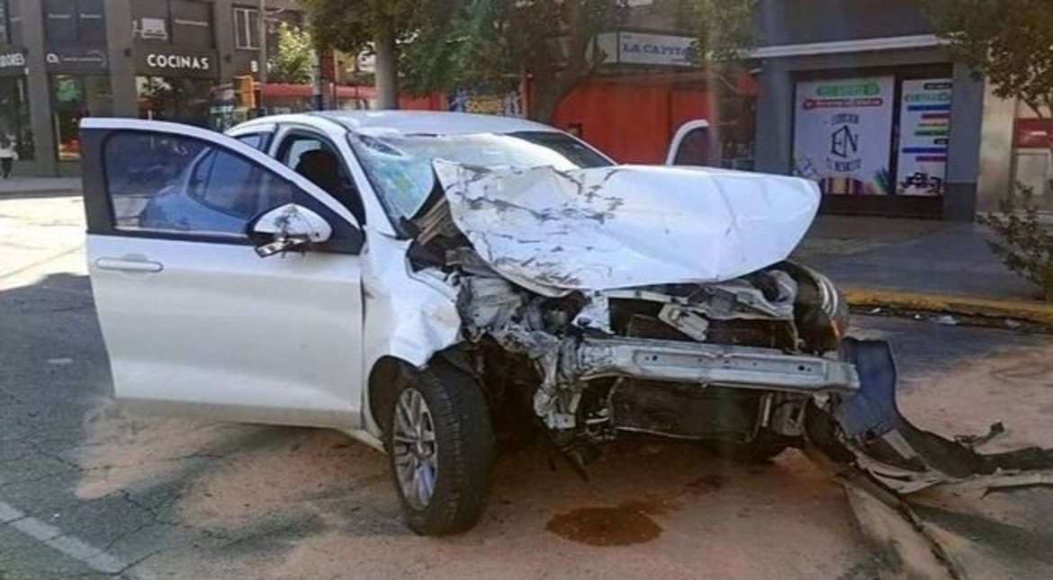 Está semaforizada pero ocurren los peores accidentes: la fatídica cuadra de Mar del Plata