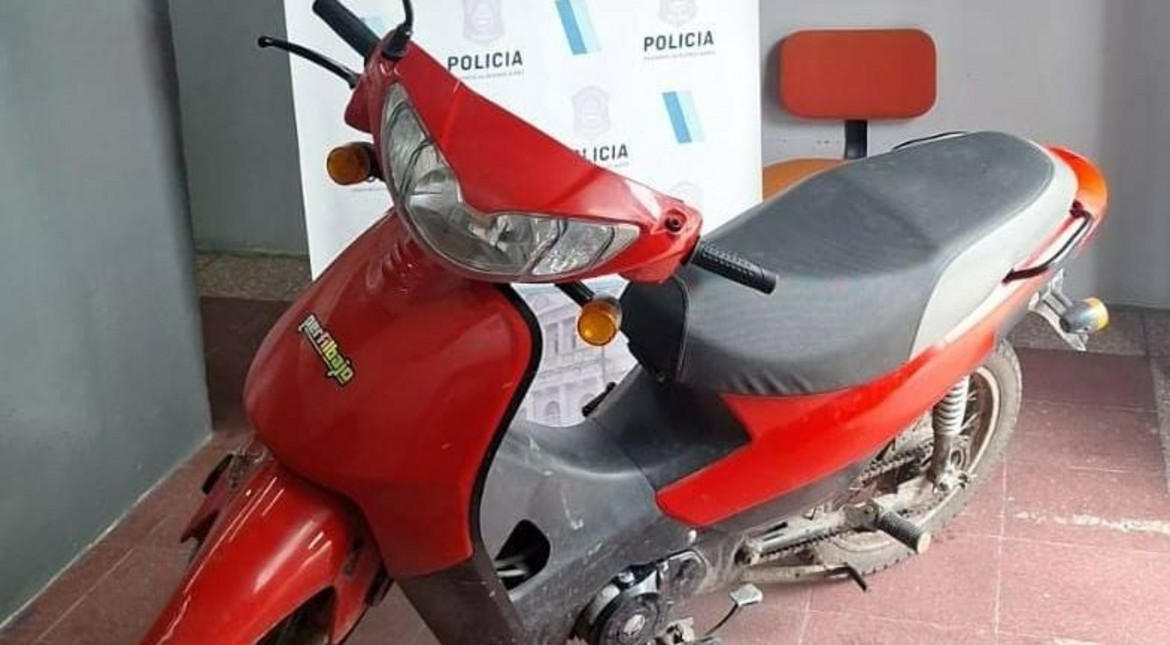 Andaba en Batán con una moto robada hace un mes en el puerto