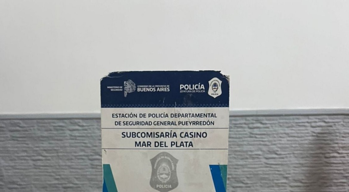 Grafitearon el Casino Central y les secuestraron los aerosoles