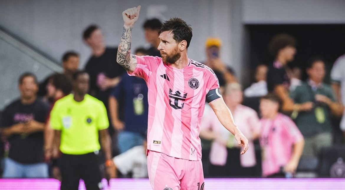 Rutina de lo extraordinario: póker de goles de Messi en la goleada del Inter Miami