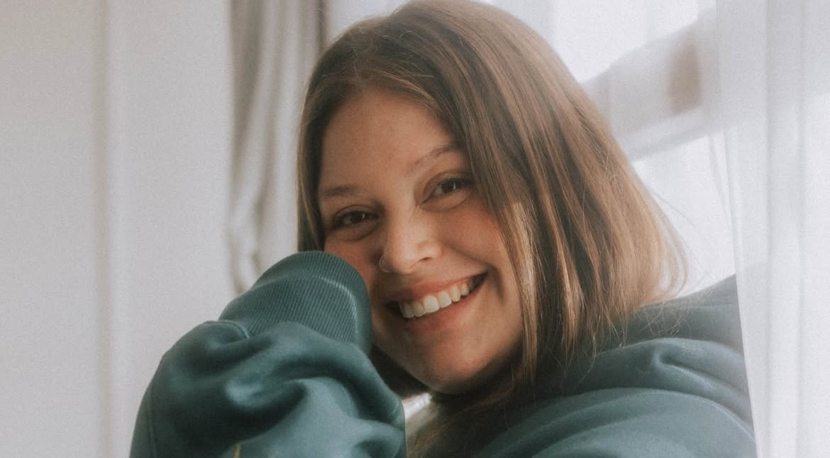 “Creo que soy tu hermana”: la influencer marplatense logró contactarse con su familia biológica