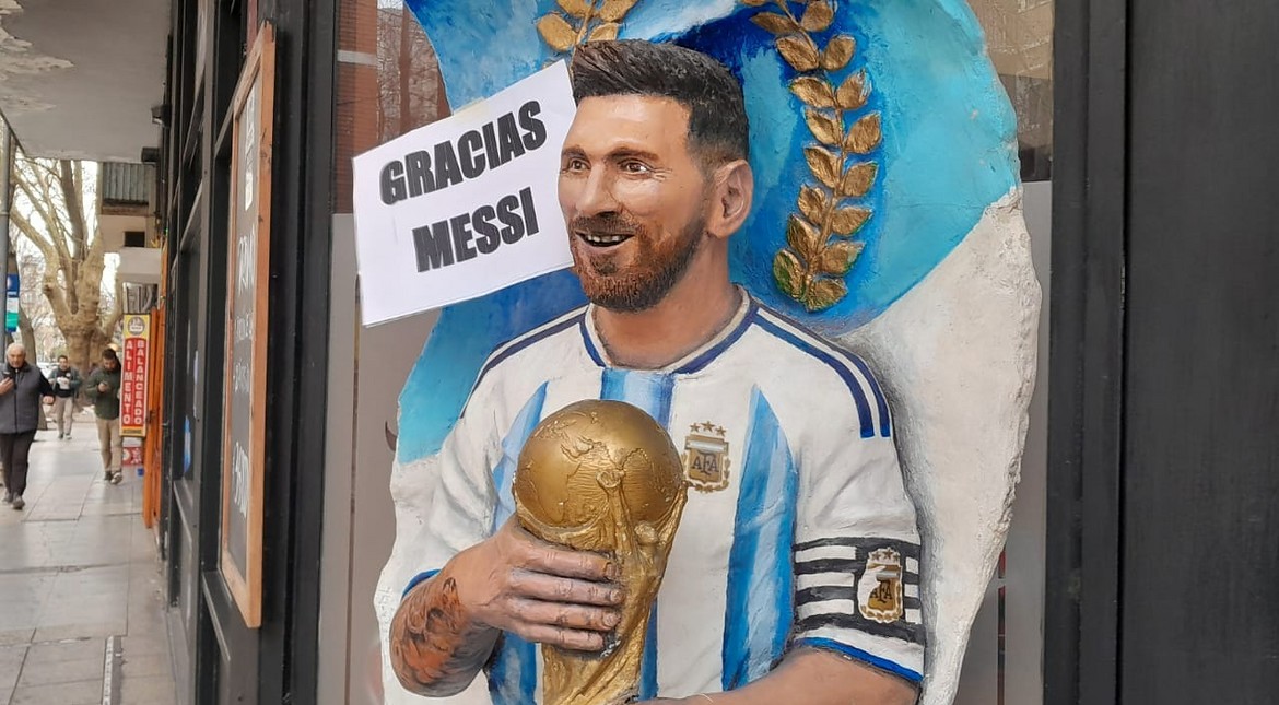 Dejale tu mensaje a Messi: un café marplatense invita a despedir al '10'