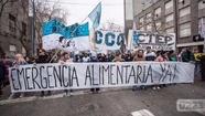 De qué viven los dirigentes sociales: datos frente a los posteos virales