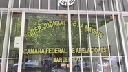 Procesan a policía por manosear a una compañera: "¡Qué culona estás!"